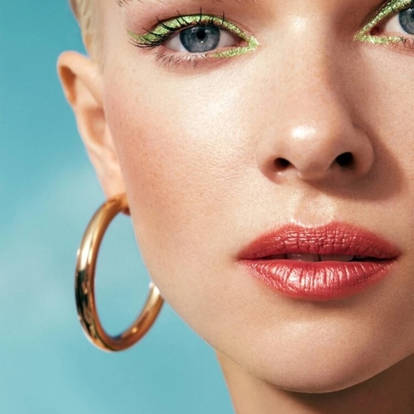 Stay Wild formula, liquid lipstick - Picture 15 of 15